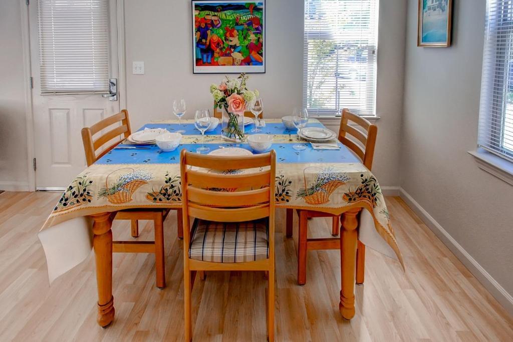 Serene Bungalow-Style Home In Point Reyes Station! エクステリア 写真
