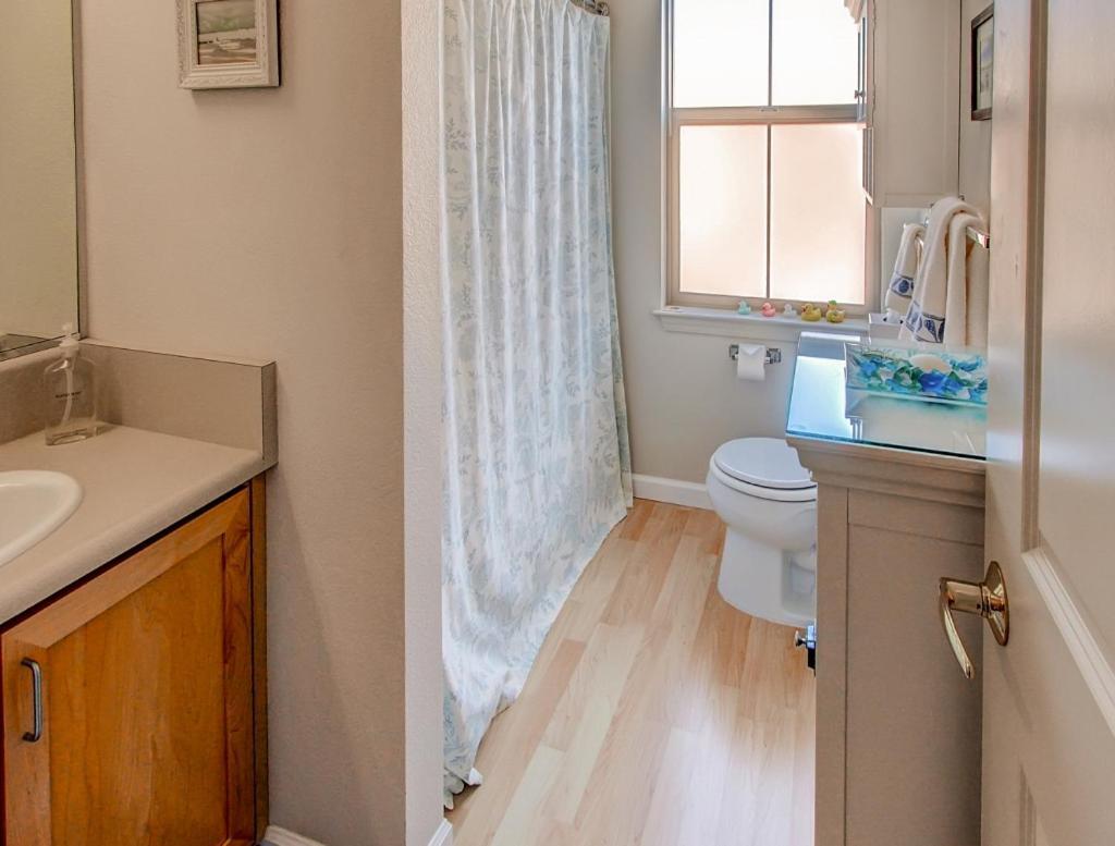 Serene Bungalow-Style Home In Point Reyes Station! エクステリア 写真